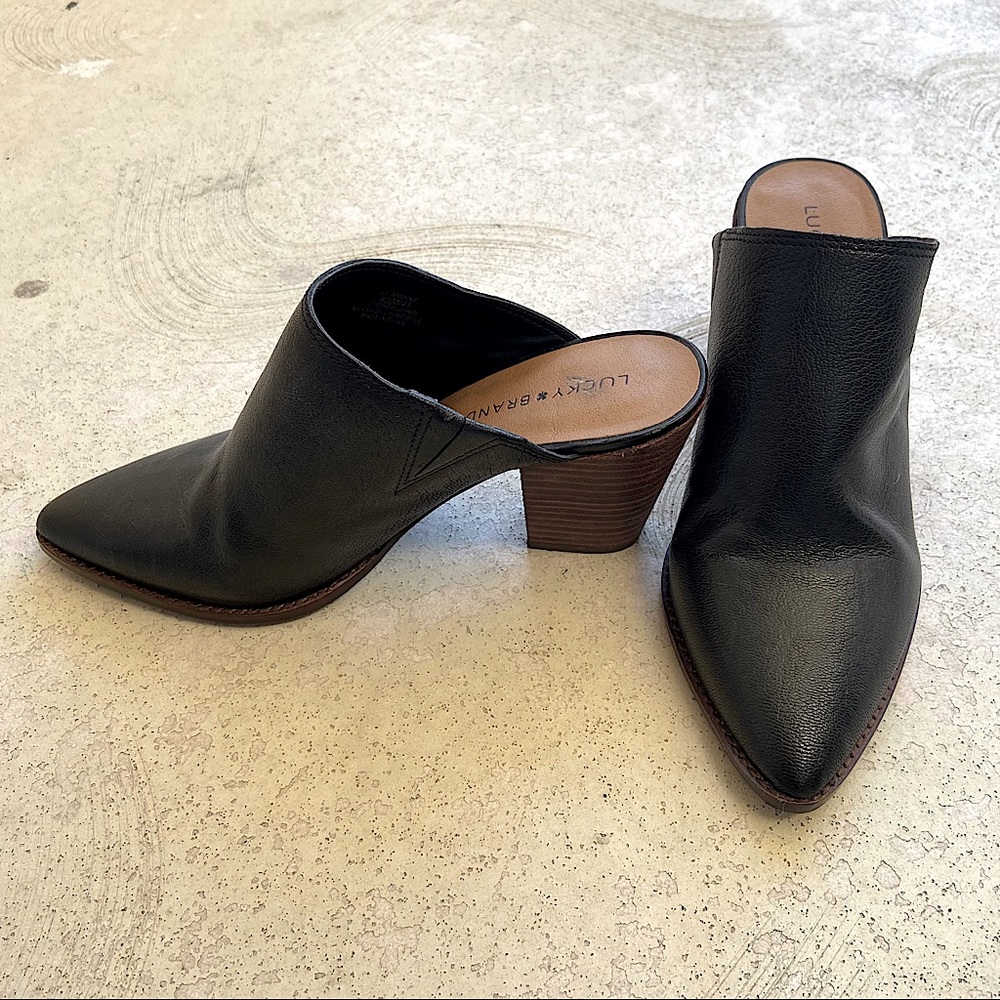 Lucky Brand black leather mules